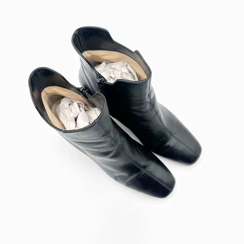 CHRISTIAN LOUBOUTIN Tiagada Black Leather Ankle Boots Size 39.5 US 9